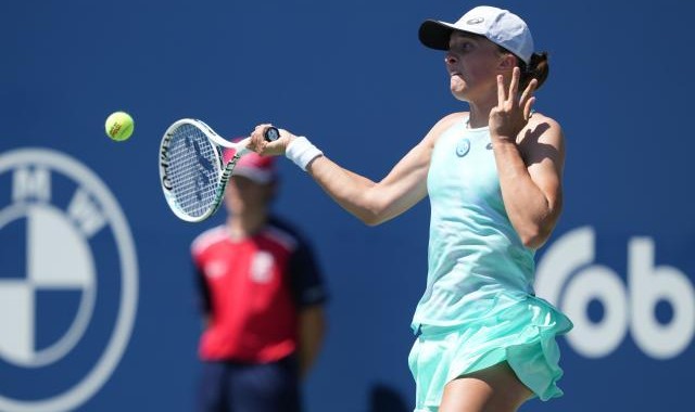 新球体育app-美网男女用球不同引争议 斯瓦泰克低迷原因在此？